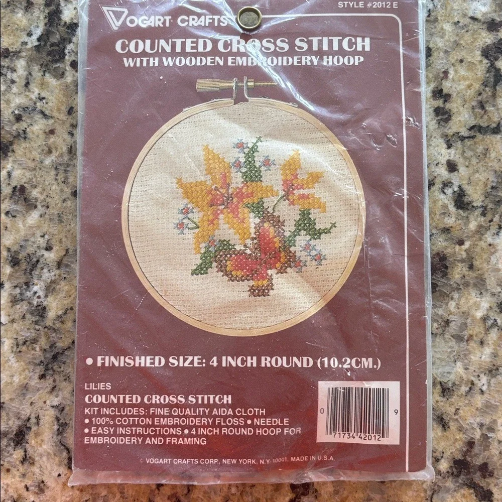 Vogart Crafts Lilies Counted Cross Stitch Kit (Style #2012 E) 4